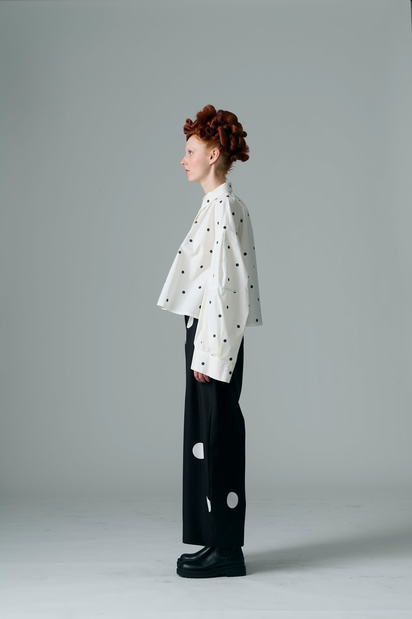 φ2.5inch dot Cucumber-like Silhouette Pants BLACK