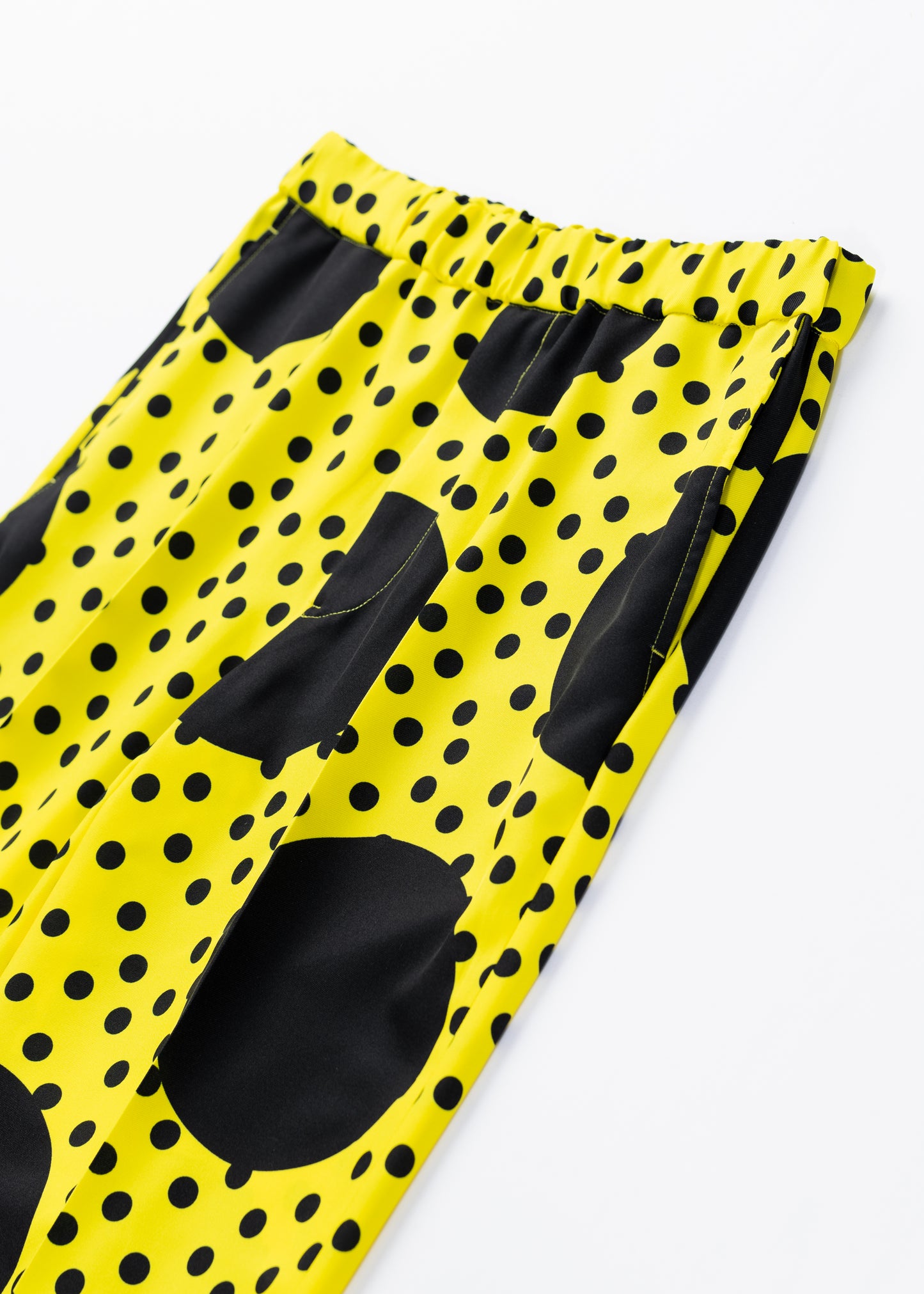 φ6inch,φ0.5inch dot Pants