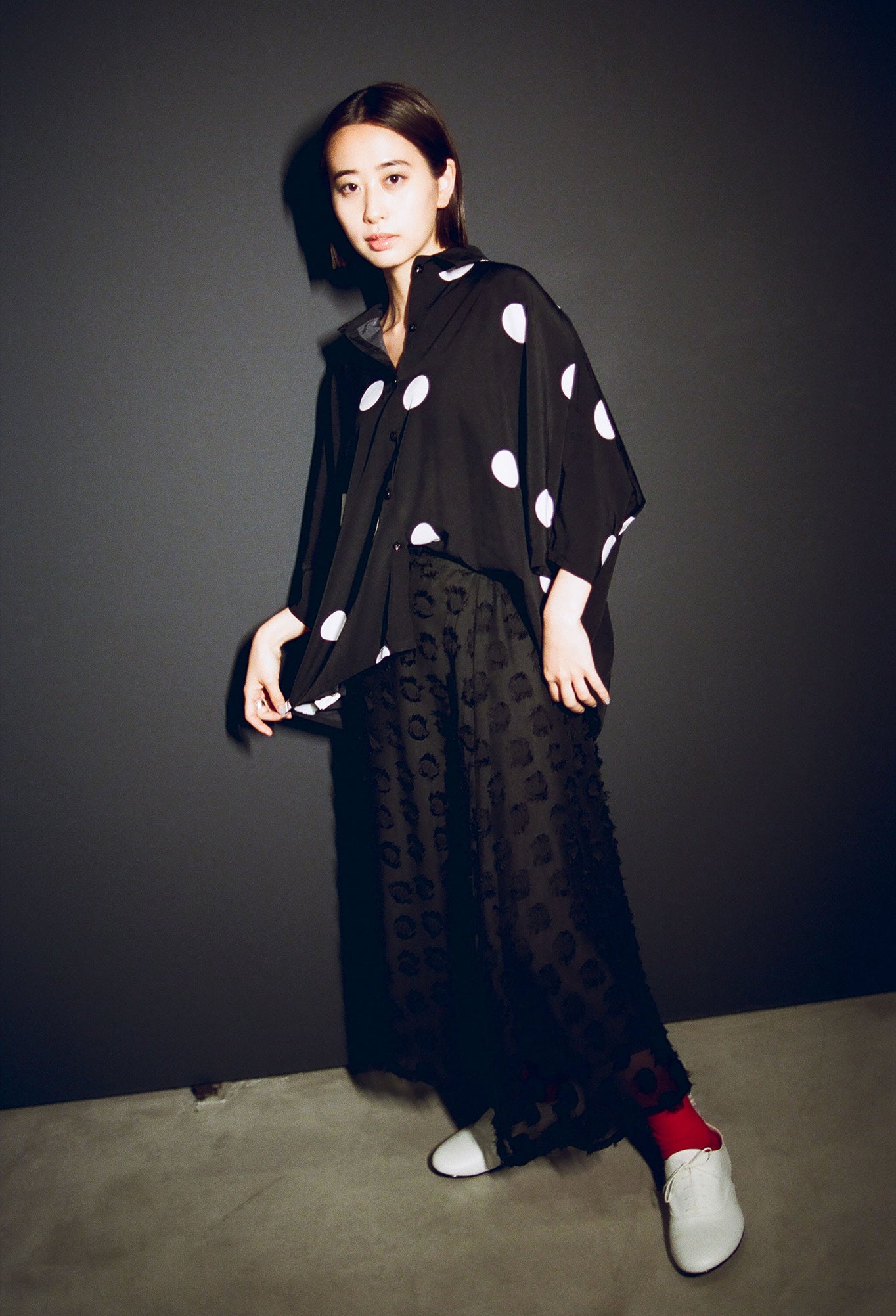 Half dolman sleeves shirt