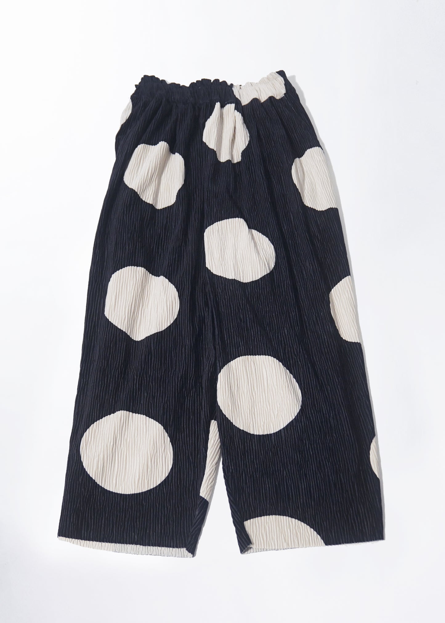 Pleated dot pants