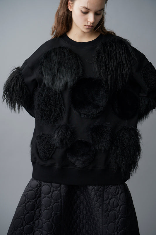 FUR PATCHES SWEAT SHIRT