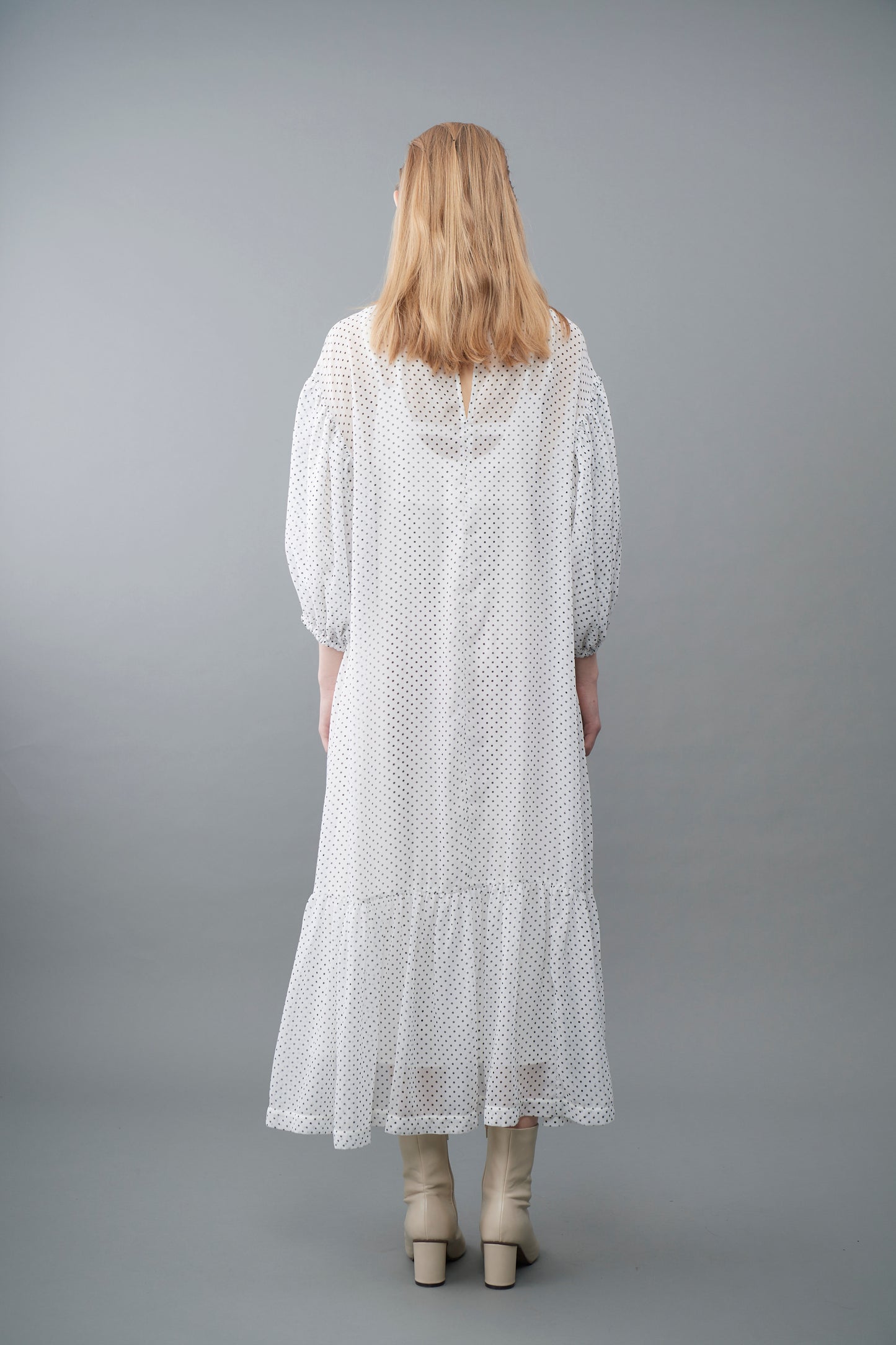 φ0.1 inch dots Layerd Ballon Sleeve Dress WHITE