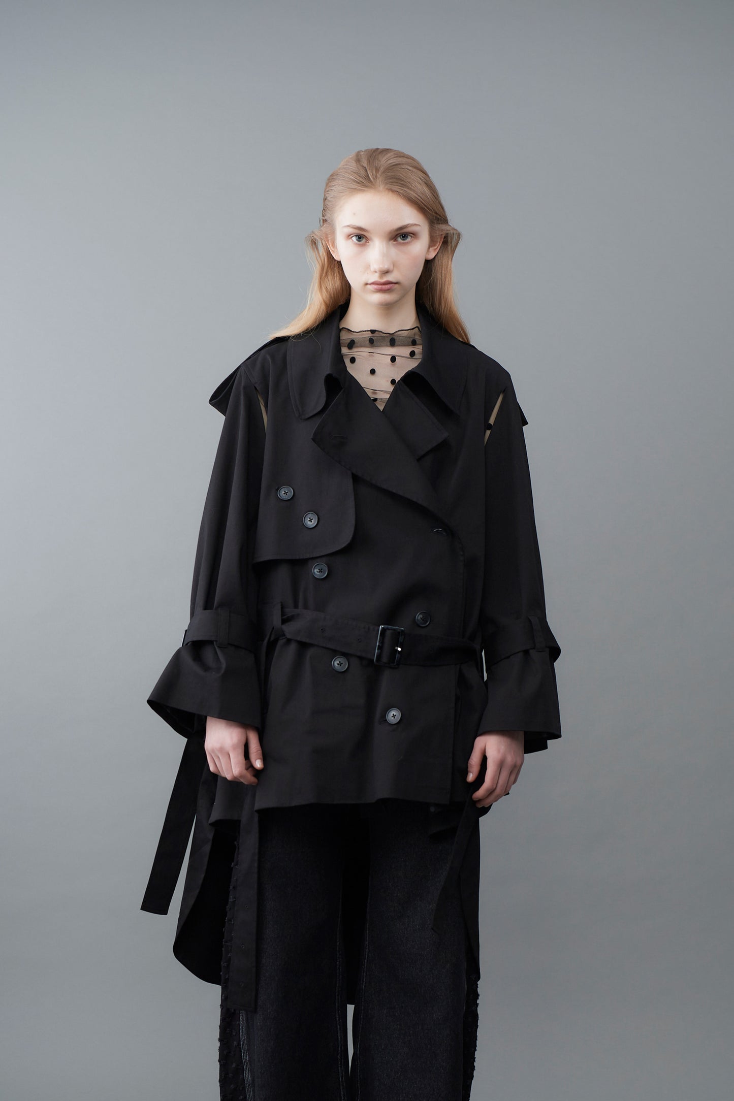 Random dot buttons Trench coat/BLK