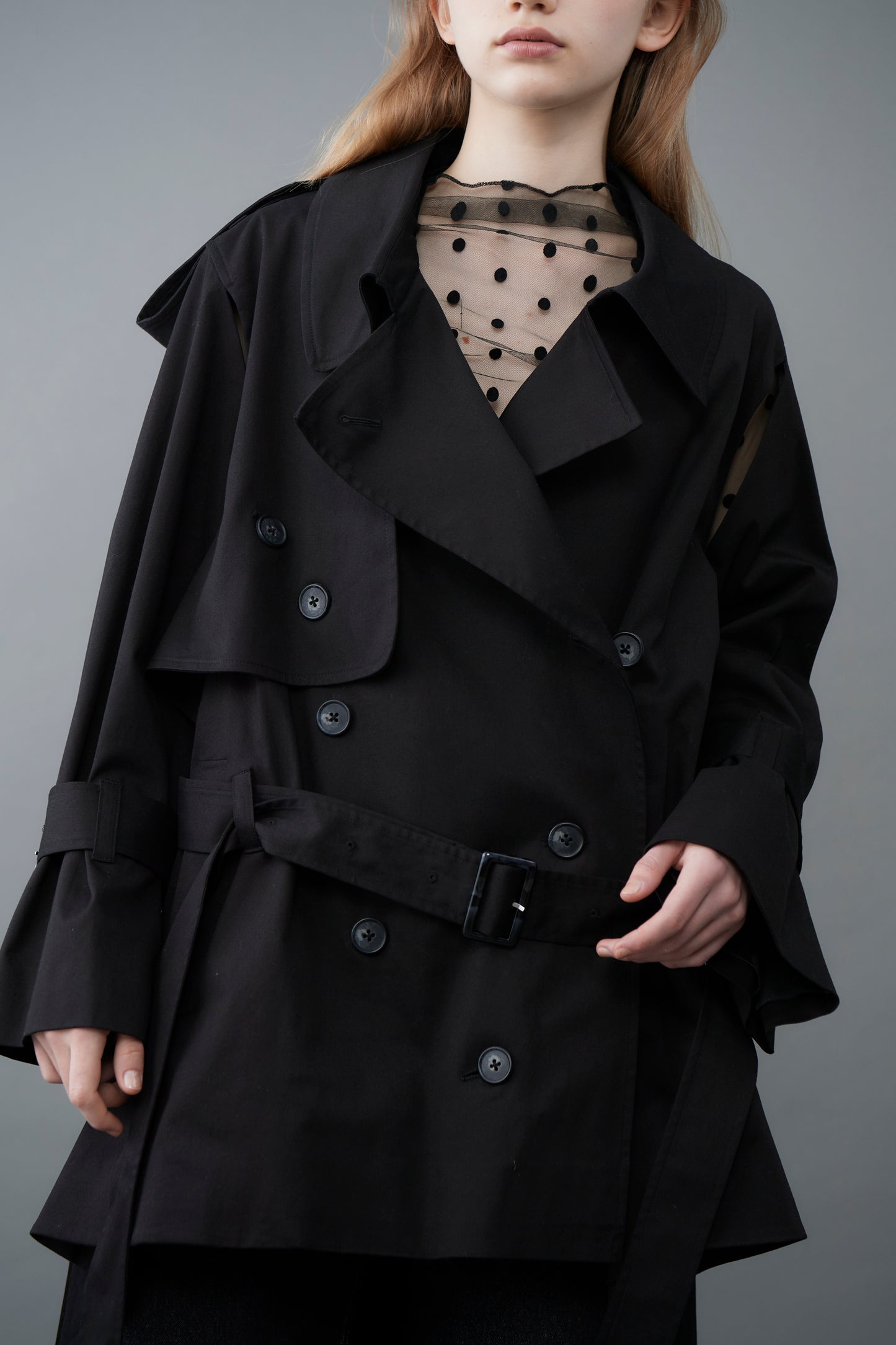 Random dot buttons Trench coat/BLK