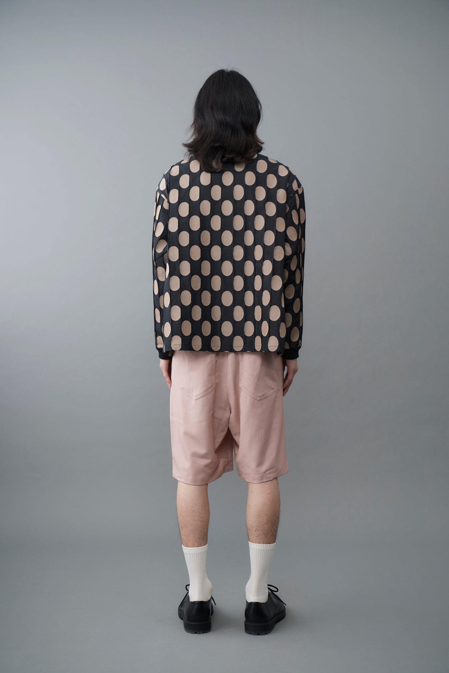 Pleated polka-dot reversible jacquard shirt Black x Beige(reversible design)