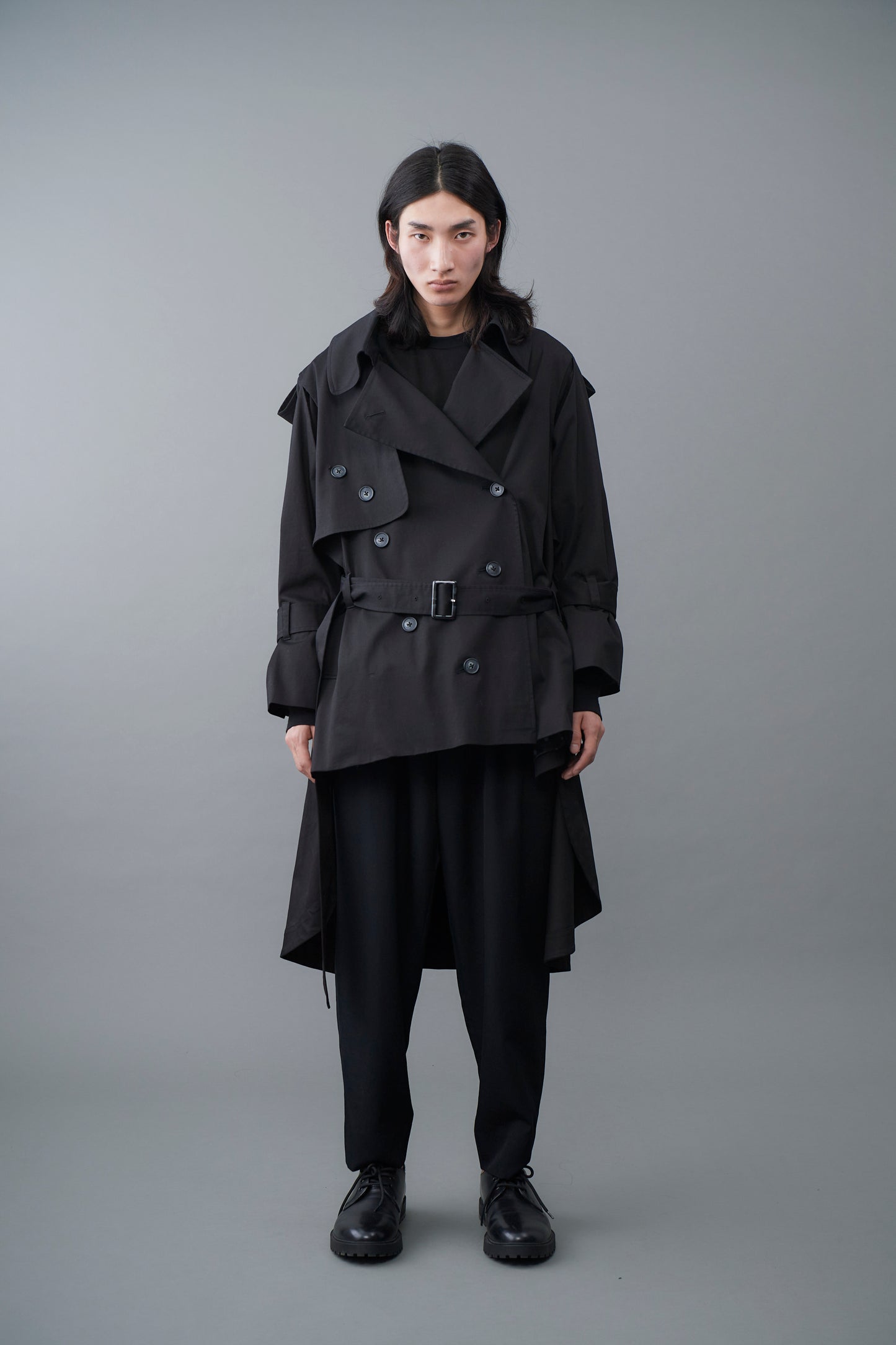 Random dot buttons Trench coat/BLK