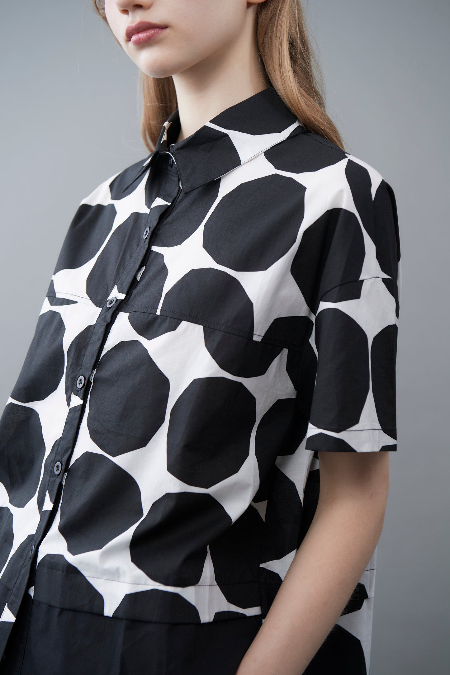 Dot Short pattern Shirt