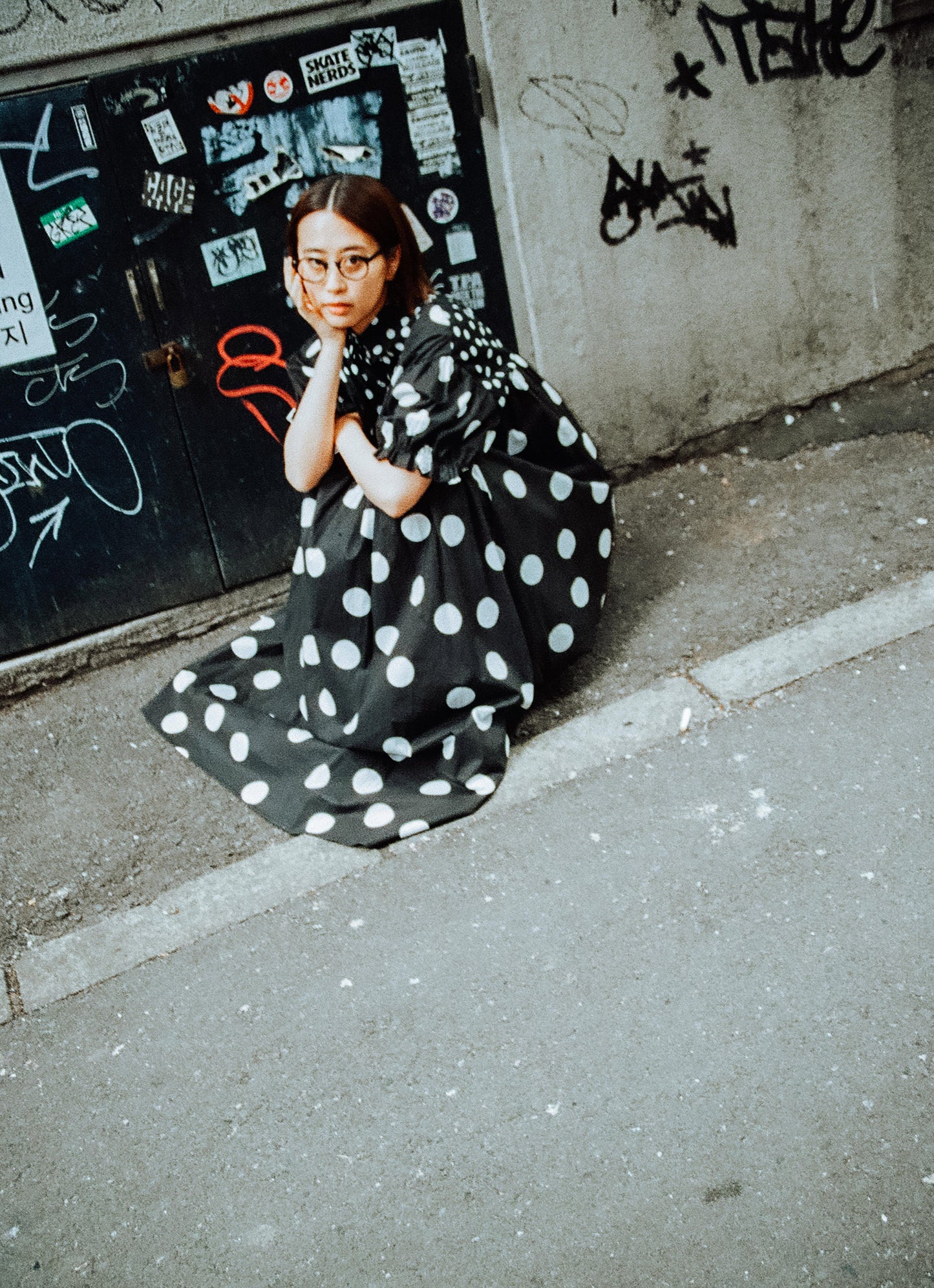 Switching dots shirt dress with puffy sleeves