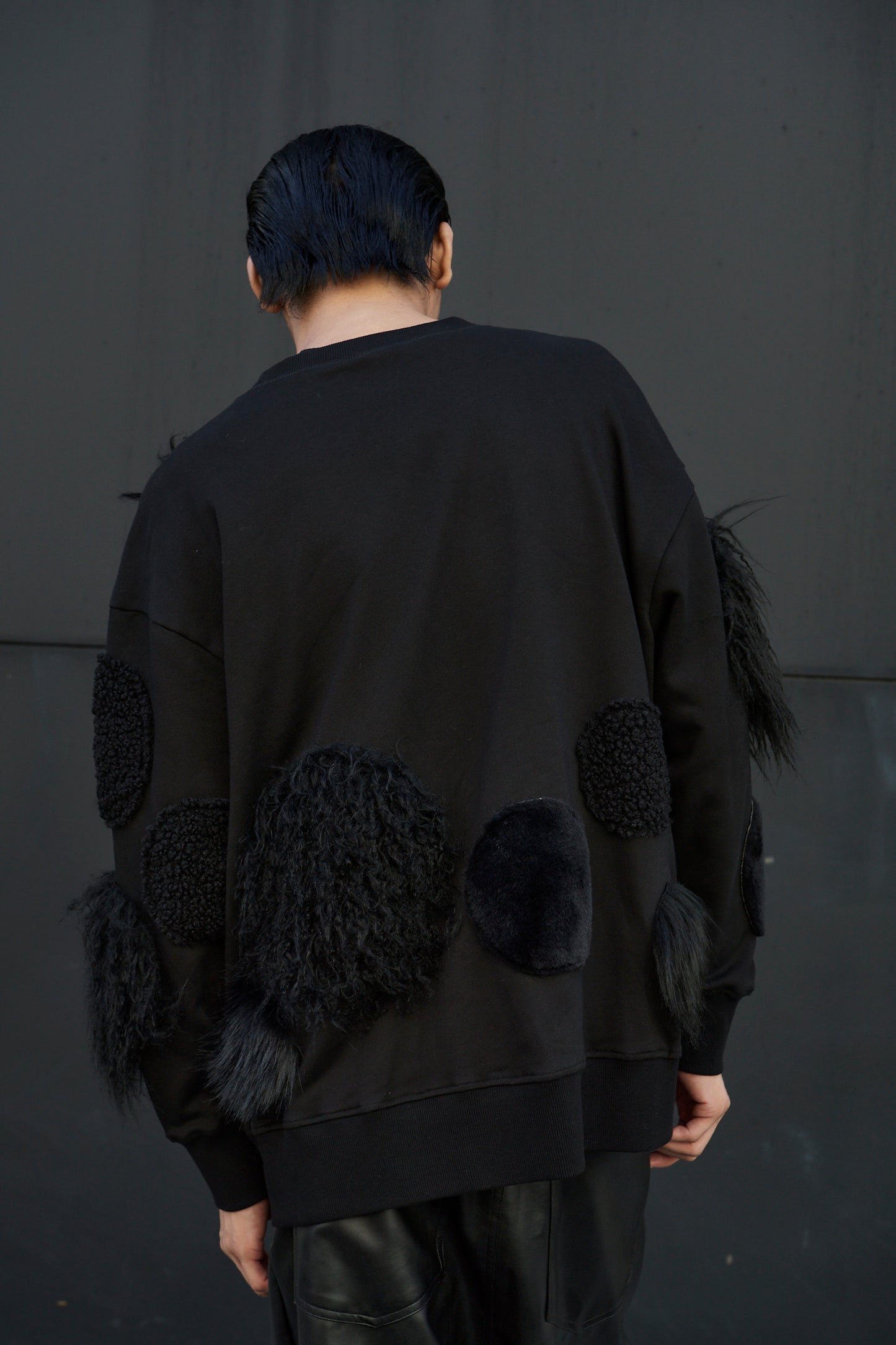 FUR PATCHES SWEAT SHIRT