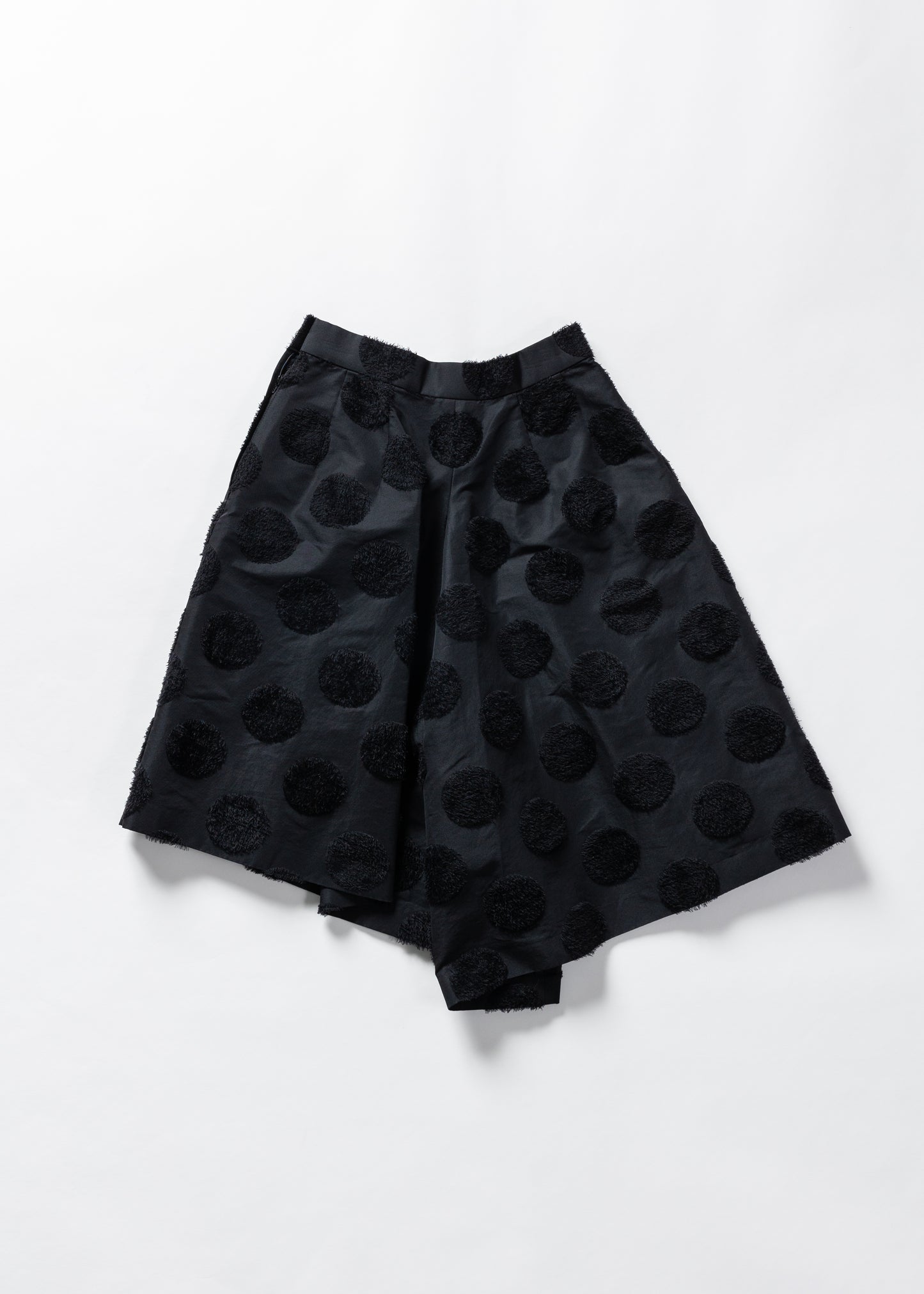 Dots half pants