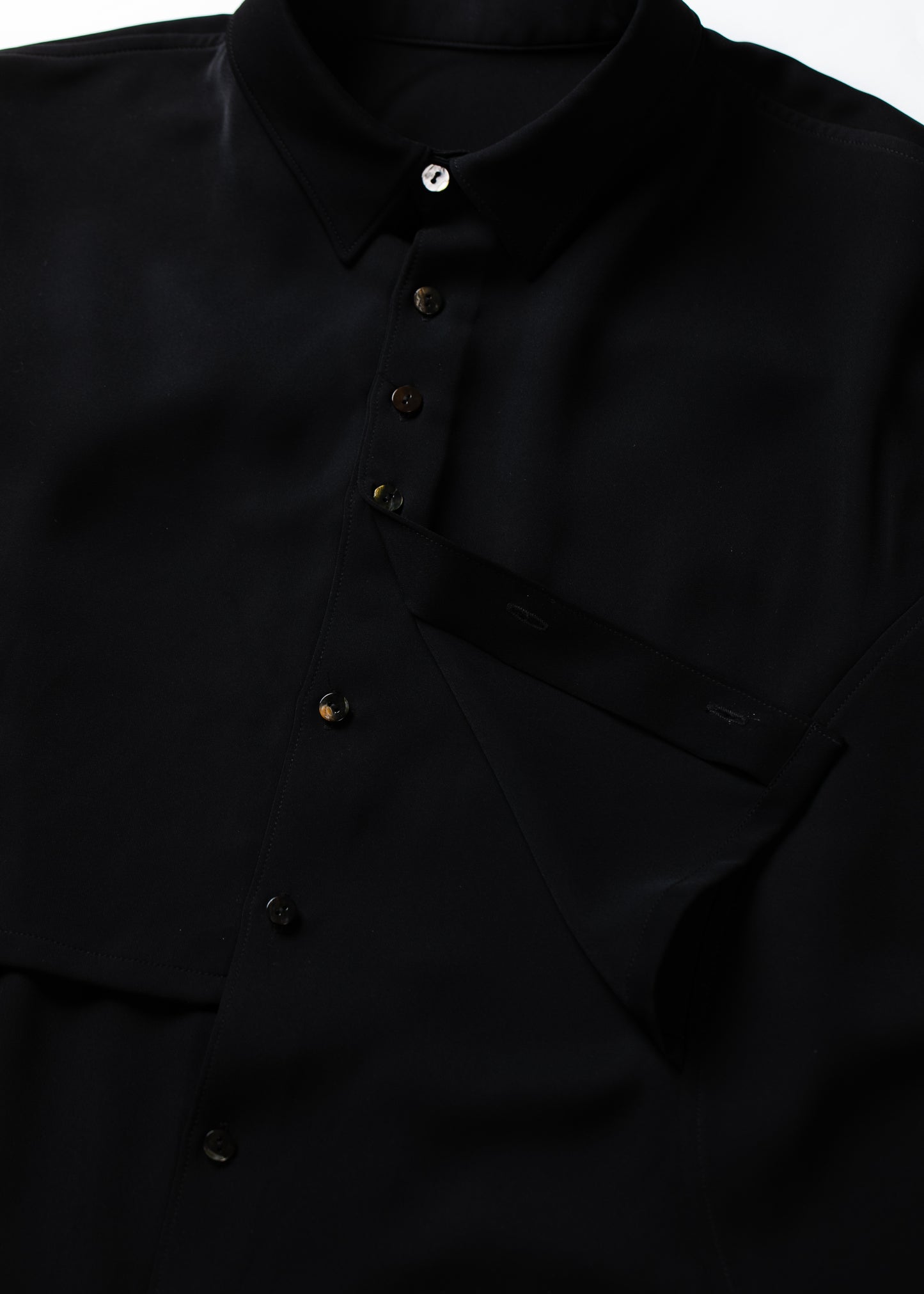 a dot Shirt/BLK