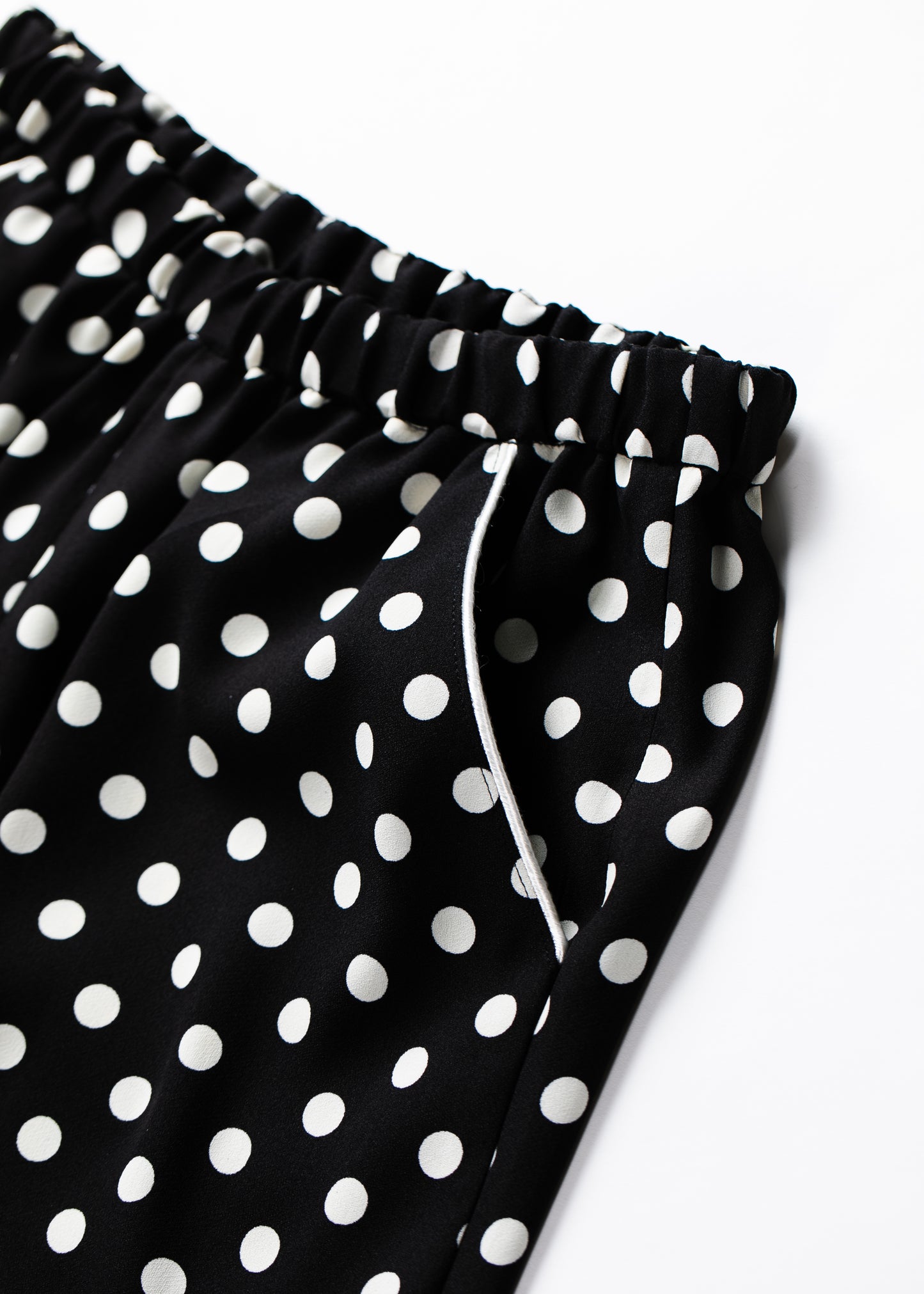 φ0.5 inch dots Wide Pants