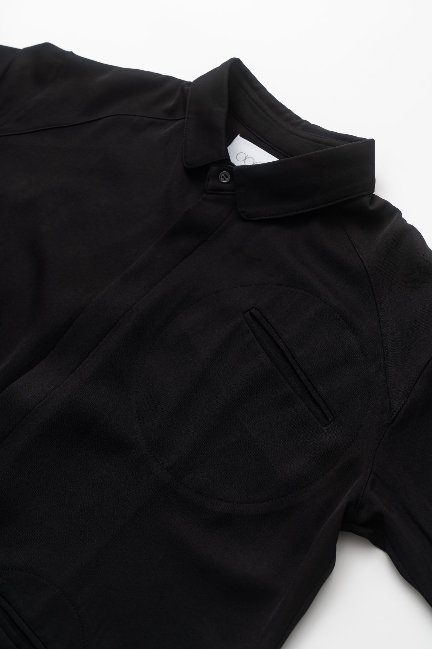 Round pockets Shirt / BLK