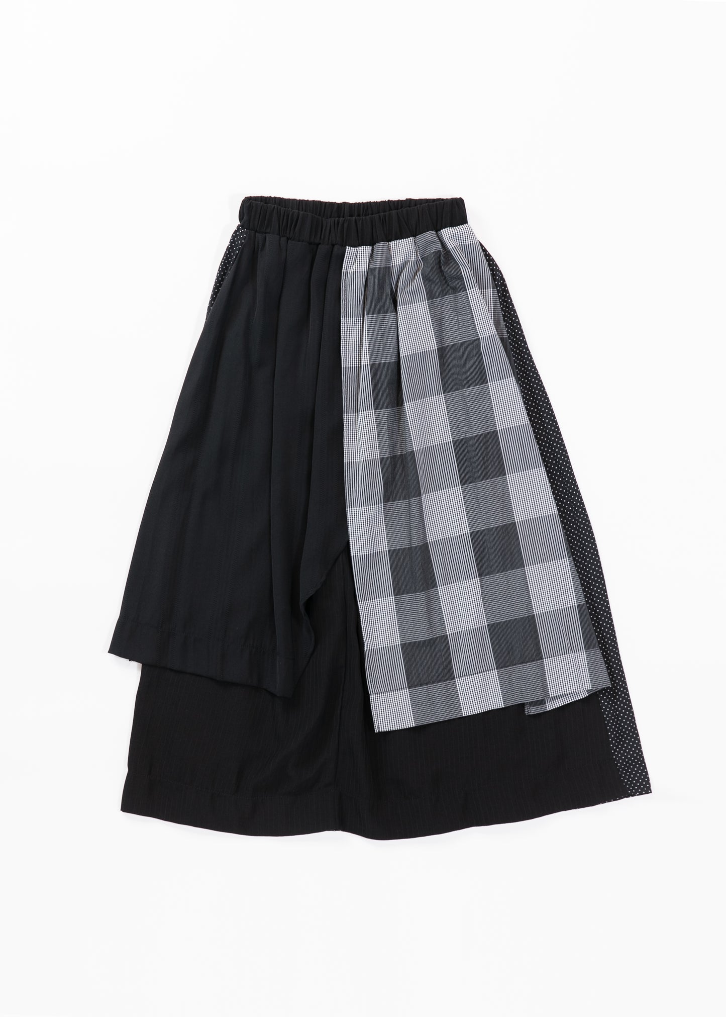 Asymmetrical skirt with different materials